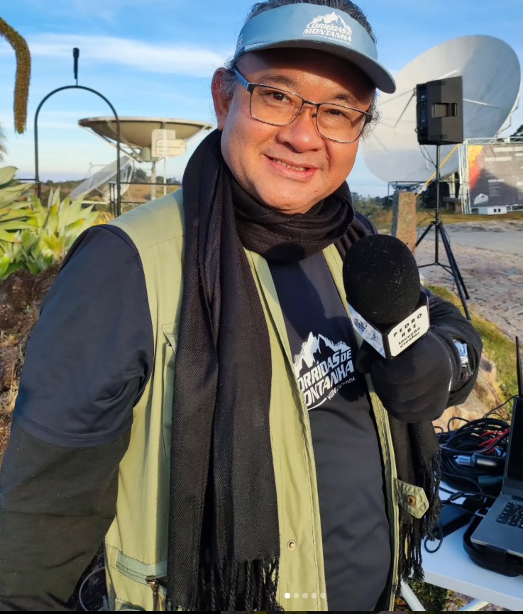 Foto de perfil de um organizador da SP Endurance Challenge, sorrindo, refletindo a energia e dedicação ao evento.